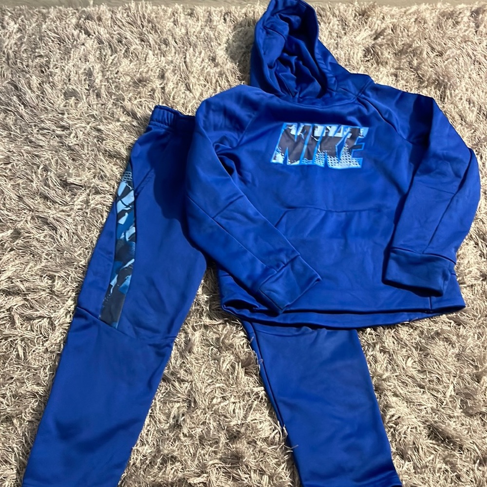 Boys Nike outfit